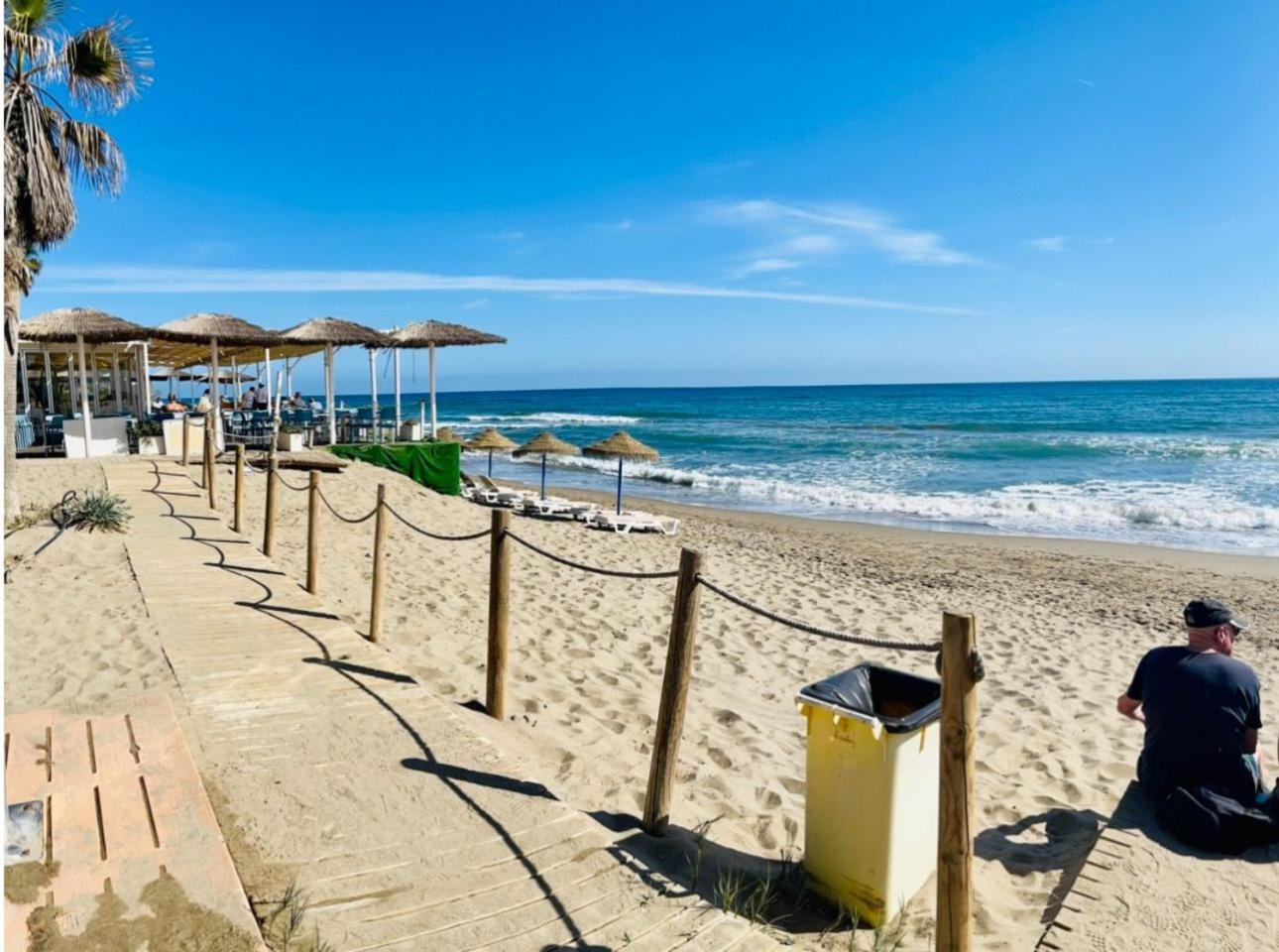 Casa De 5 Cerca De La Playa En Elviria Casa de Férias Marbella